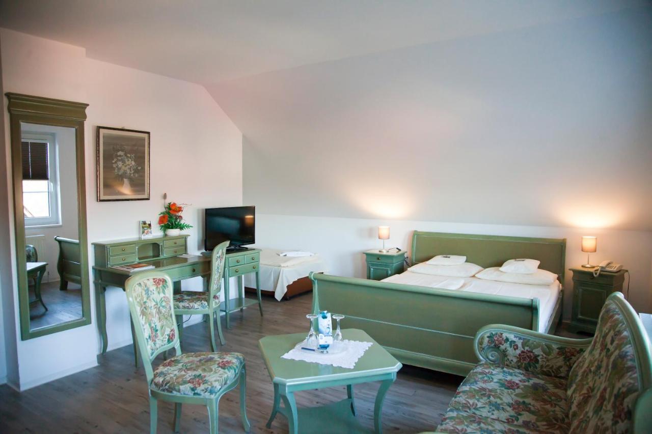 Flair Hotel Reuner Zossen Kültér fotó
